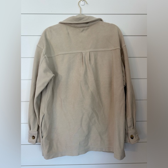 Aerie oversized shacket - Picture 3 of 4